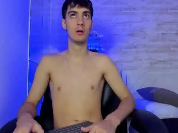 emir_ozan on Chaturbate