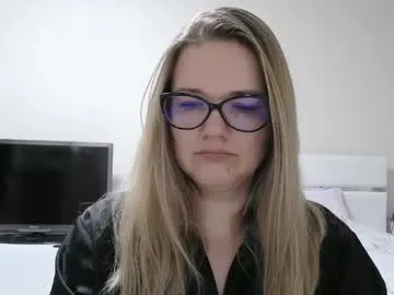 emma_misty_ — Emma_misty_'s room #glasses #nonude #blonde