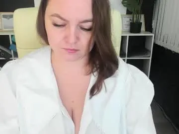 essensual_ on Chaturbate