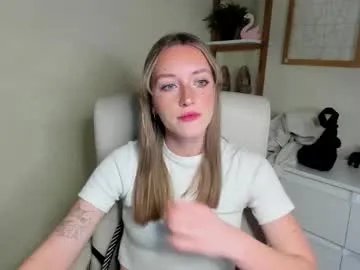 evelynblond on Chaturbate 