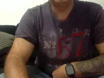 futbolin95 on Chaturbate
