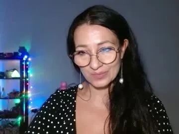 ginaoneon on Chaturbate