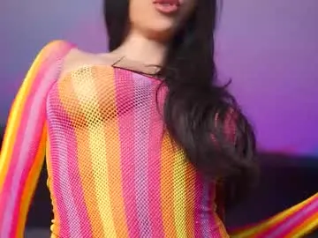 ginavalentinna on Chaturbate