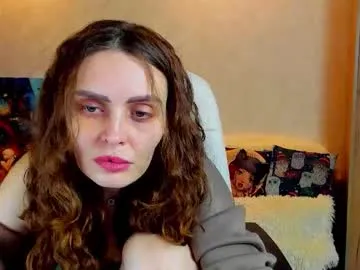 gloria_wood on Chaturbate