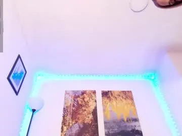 goldenhugecocktss