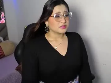 heluejamil on Chaturbate