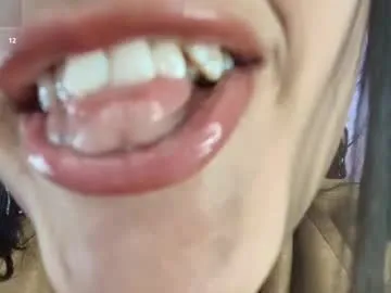 hinata_21_ on Chaturbate