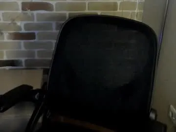 idkiww — show cock [101 tokens left] #master #bigcock #muscle #pvt #uncut