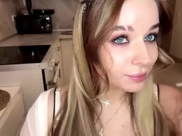 janniekeneipp on Chaturbate