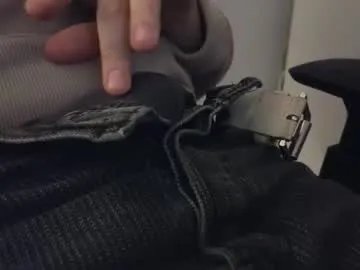 jeremie18cms on Chaturbate 