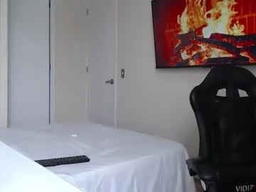 johnklleyn on Chaturbate