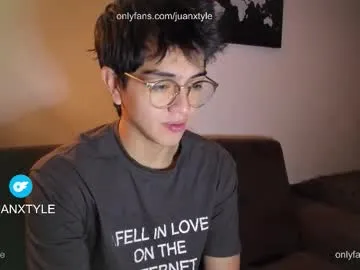 juancamroom on Chaturbate