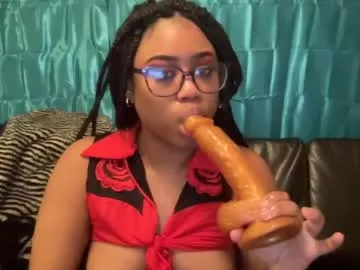 kat2025 on Chaturbate