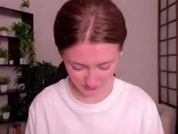 kate_cuddle on Chaturbate