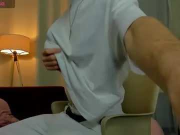 kevinparke — #bigcock #18 #young #gay #newdo 10 naked push-ups [377 tokens remaining]