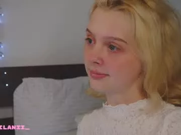 little_anitta on Chaturbate