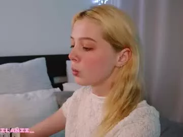 little_anitta on Chaturbate