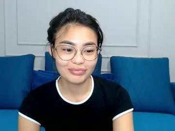 little_v1rgin_angel on Chaturbate 