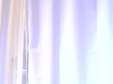 lola_cocks on Chaturbate