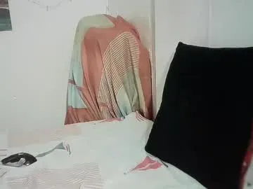 lunarush — #latina #slim #squirt #pvt #anal #small tits