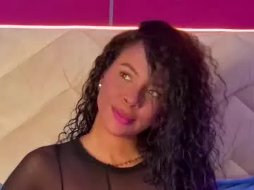 madeleinxxx_ on Chaturbate