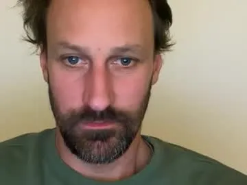 maenu_69 on Chaturbate