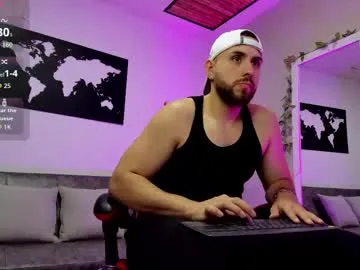 maximo_wolf1 on Chaturbate