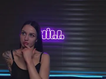 meowluv on Chaturbate