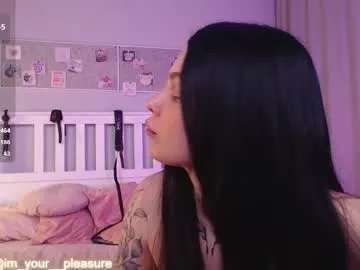 michela_fruet on Chaturbate