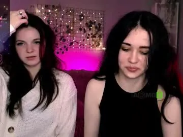 mikameovv on Chaturbate