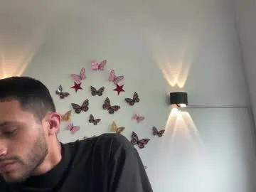 mrandmrsrivas on Chaturbate