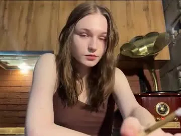 nloraaa on Chaturbate