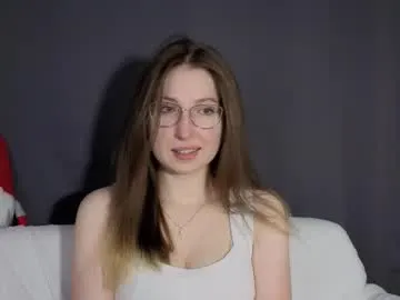 oliviavele on Chaturbate