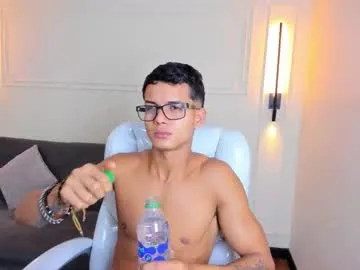 paradise_boy_s on Chaturbate