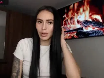petite_linda