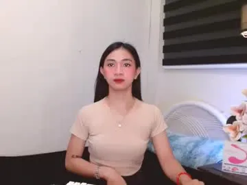prettyakhira on Chaturbate