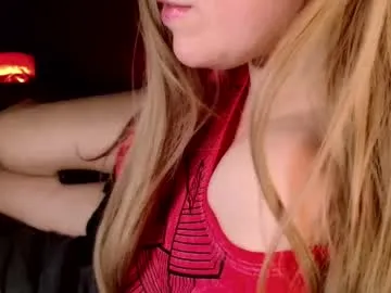 roseberryred on Chaturbate