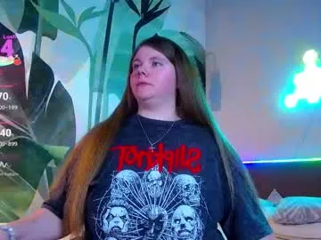 rubyvalen on Chaturbate