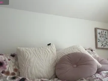 sarahinparadise on Chaturbate