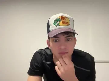 sbouchikh03 on Chaturbate