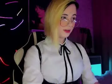 snake_bites on Chaturbate