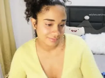 soytropicalfruit on Chaturbate