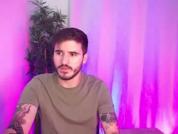 t0ny_wylie on Chaturbate