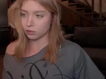 vanillalivitski — GOAL: Dirty  split show/split on abs [900 tokens remaining] Welcome My name is Vanilla, let's get acquainted! #lovense #new #blonde #muscle #fit