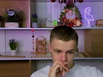 veldi_to on Chaturbate