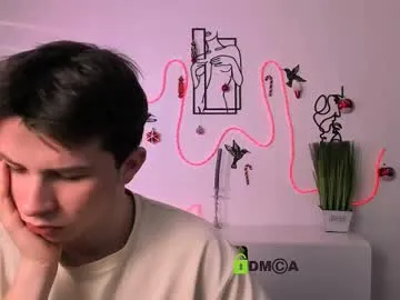 veldi_to on Chaturbate