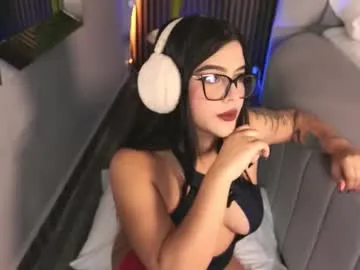 victoriaxx_ on Chaturbate