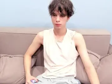 your_shy_guy on Chaturbate