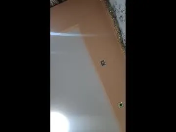 yourcreamyister on Chaturbate