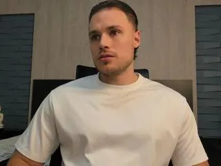 adrien_roche on Flirt4Free